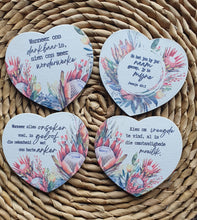 Load image into Gallery viewer, Heart Shape Protea Magnets
