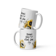 Load image into Gallery viewer, Vind jou lig White glossy mug
