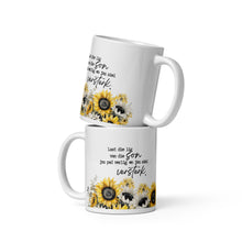 Load image into Gallery viewer, Verlig jou pad White glossy mug
