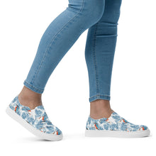 Load image into Gallery viewer, Kingfisher Women’s slip-on canvas shoes
