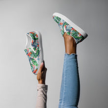 Load image into Gallery viewer, Strelitzia Green Women’s slip-on canvas shoes
