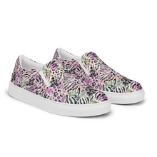 Load image into Gallery viewer, Animal Print Women’s slip-on canvas shoes
